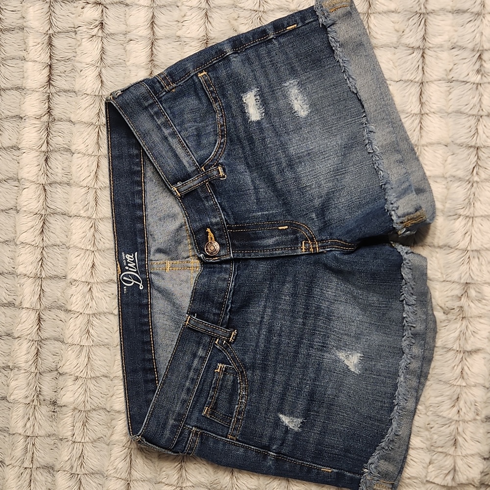 Old Navy size 6regular shorts